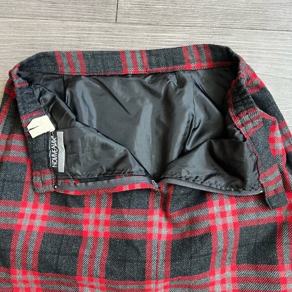 Vtg Nouveaux Red & Black Plaid Midi Blanket Skirt Fringe Hem Wool Blend Size 10 - Picture 5 of 5